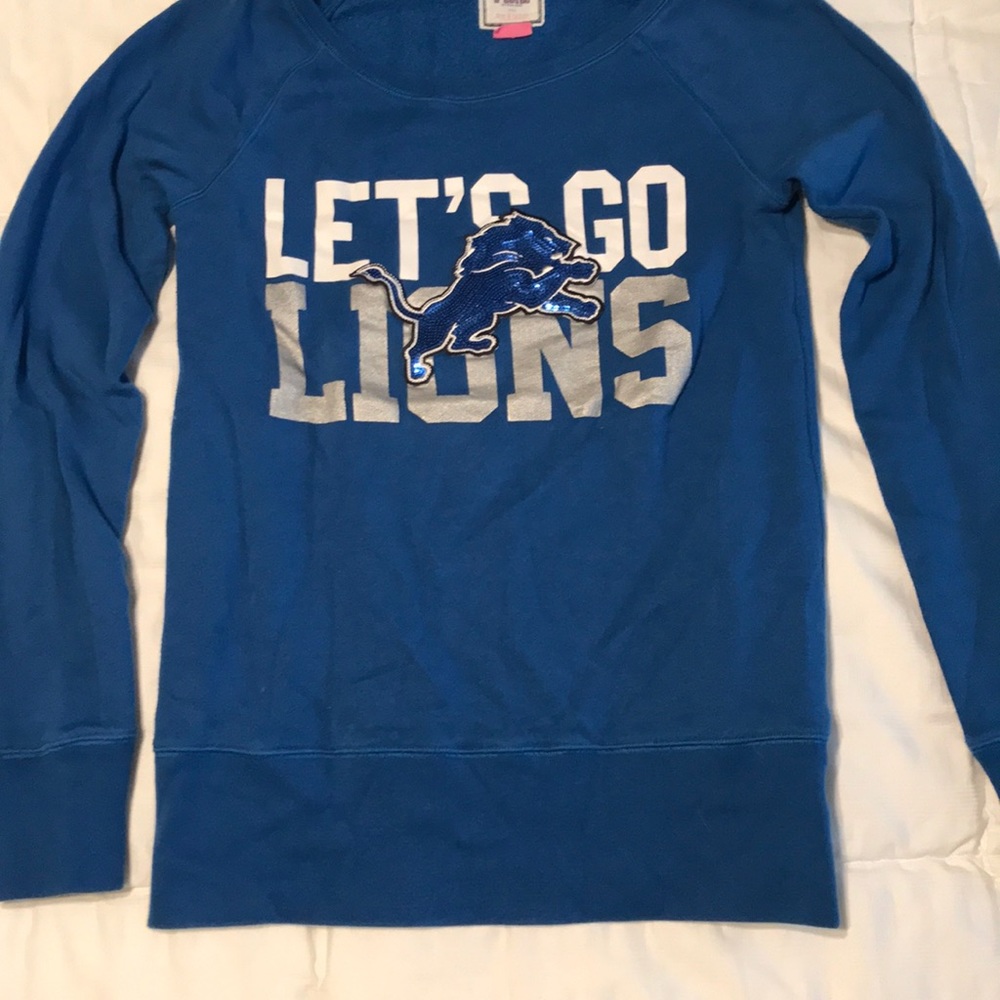 VS PINK lions sweatshirt